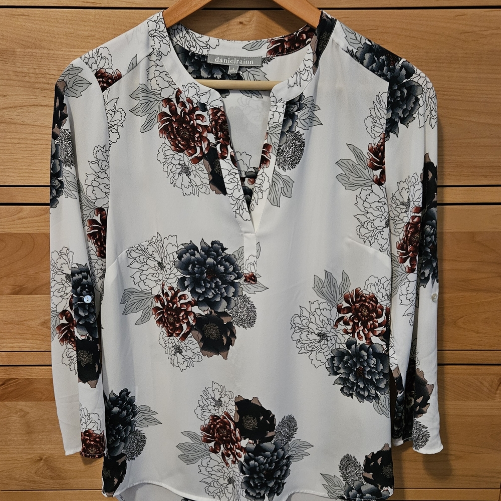 Daniel Rainn Women's Floral Blouse